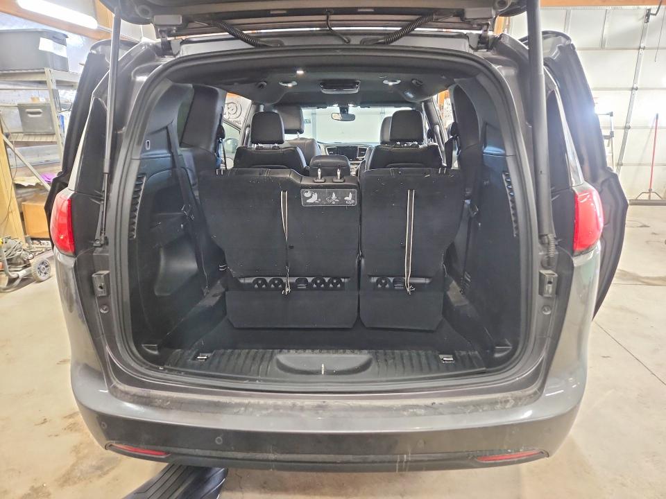 Продаж на аукціоні авто 2018 Chrysler Pacifica, vin: 2C4RC1BG0JR235195, номер лоту: 78066625
