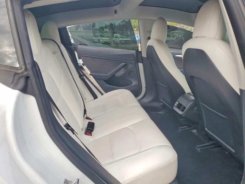 77227785 :رقم المزاد ، 5YJ3E1EA4NF336202 vin ، 2022 Tesla Model 3 مزاد بيع