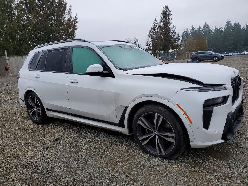 Продажа на аукционе авто 2023 Bmw X7 Xdrive4, vin: 5UX23EM01P9P81669, номер лота: 76335095