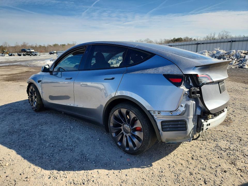 76358835 :رقم المزاد ، 7SAYGDEF9RA312805 vin ، 2024 Tesla Model Y مزاد بيع
