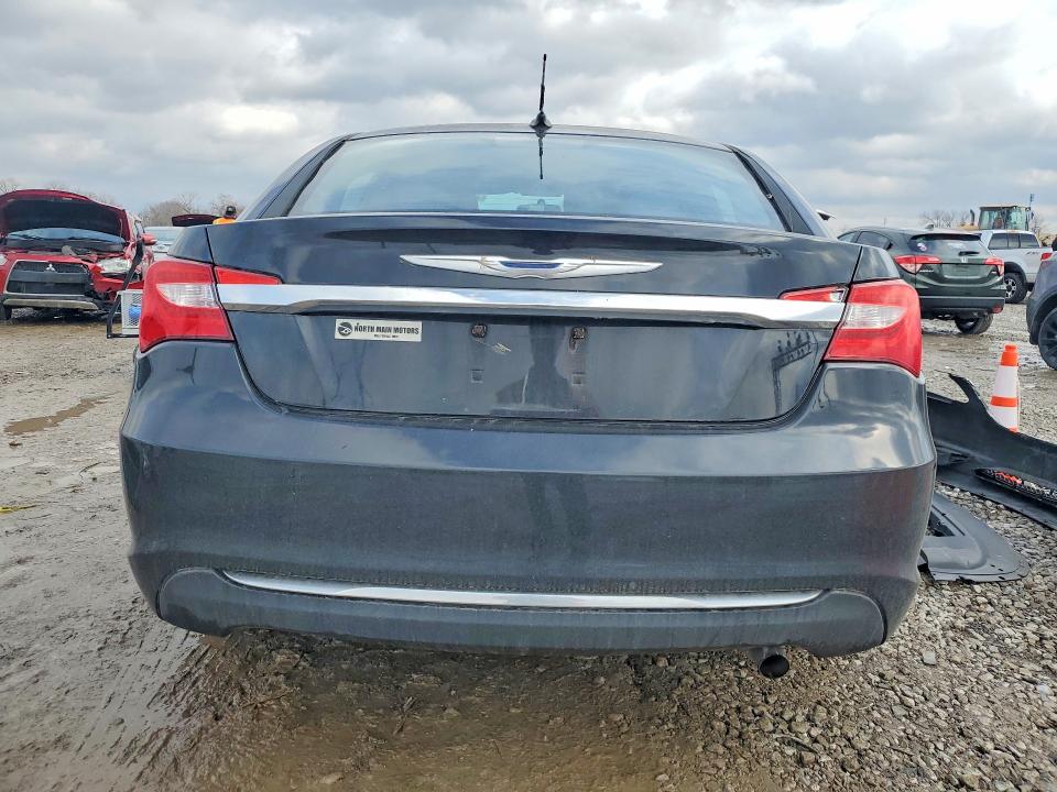 77568975 :رقم المزاد ، 1C3CCBAB0EN122498 vin ، 2014 Chrysler 200 مزاد بيع