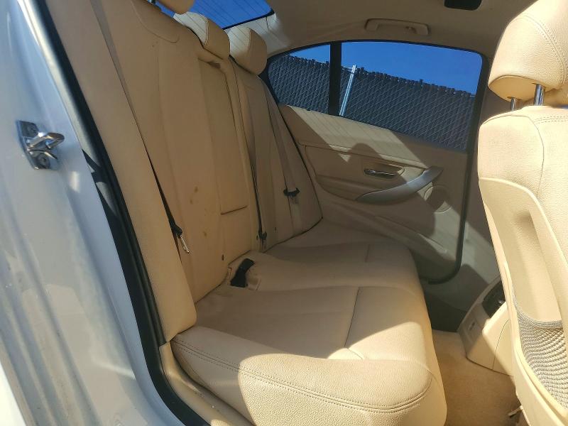 76828095 :رقم المزاد ، WBA3A5G50CNN65782 vin ، 2012 Bmw 328 I مزاد بيع
