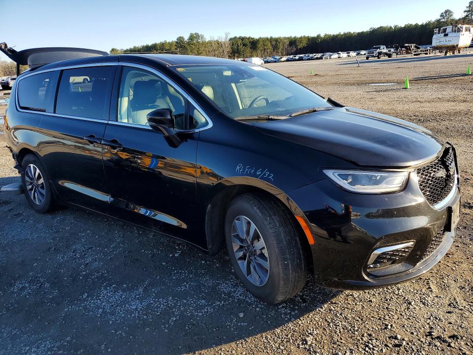 77770685 :رقم المزاد ، 2C4RC1S73RR150122 vin ، 2024 Chrysler Pacifica مزاد بيع