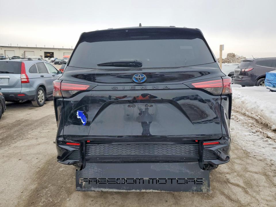 Продажа на аукционе авто 2021 Toyota Sienna, vin: 5TDDRKEC0MS053581, номер лота: 75189935