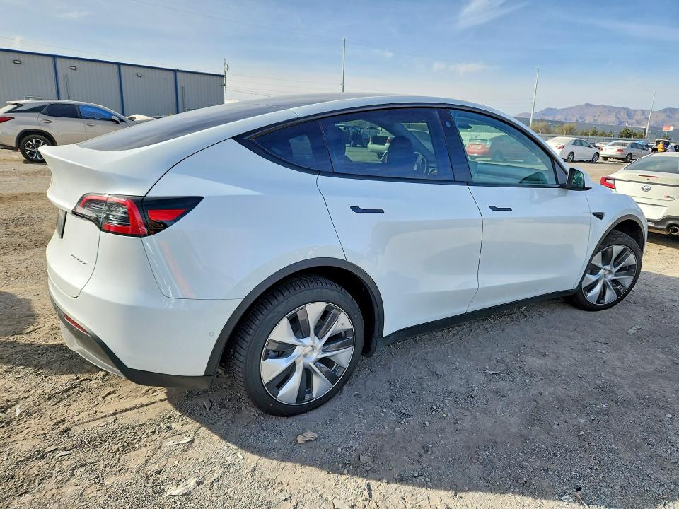 2022 Tesla Model Y მანქანა იყიდება აუქციონზე, vin: 7SAYGDEE0NA015844, აუქციონის ნომერი: 76980235