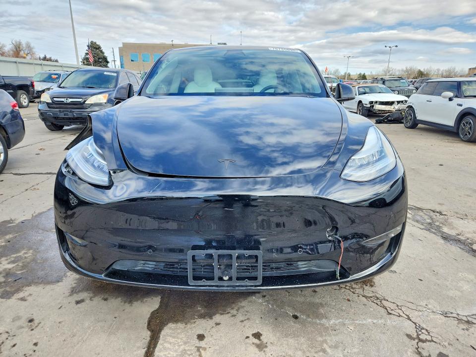 76745895 :رقم المزاد ، 5YJYGDEF3LF024544 vin ، 2020 Tesla Model Y مزاد بيع