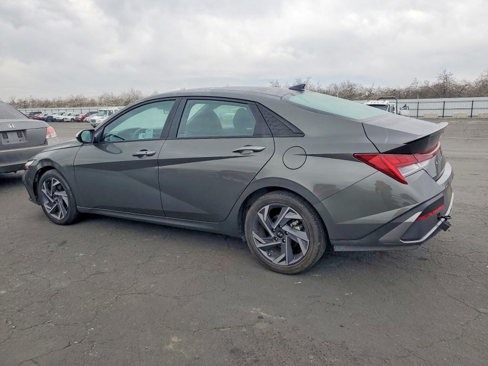 76823975 :رقم المزاد ، KMHLM4DJ6SU130853 vin ، 2025 Hyundai Elantra مزاد بيع