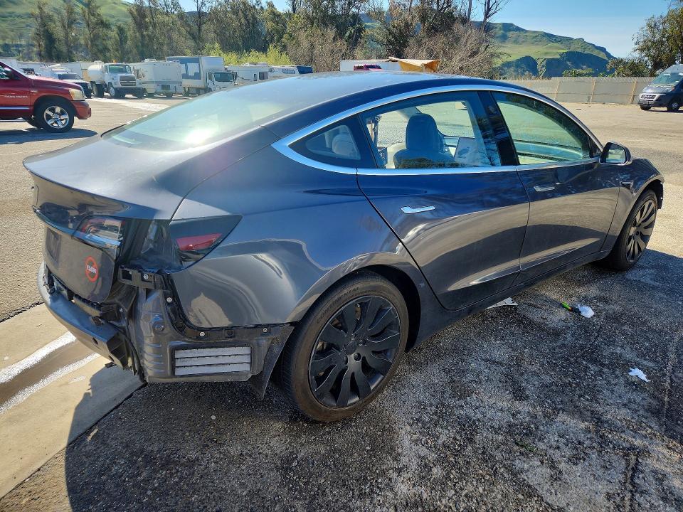 Продаж на аукціоні авто 2018 Tesla Model 3, vin: 5YJ3E1EA8JF157882, номер лоту: 77137395