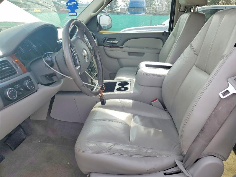 77004795 :رقم المزاد ، 1GKS2KE36BR121796 vin ، 2011 Gmc Yukon Xl مزاد بيع