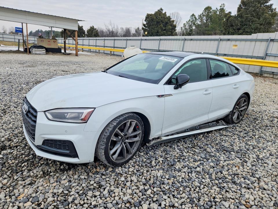 Продажа на аукционе авто 2019 Audi A5, vin: WAUENCF54KA093823, номер лота: 75943205