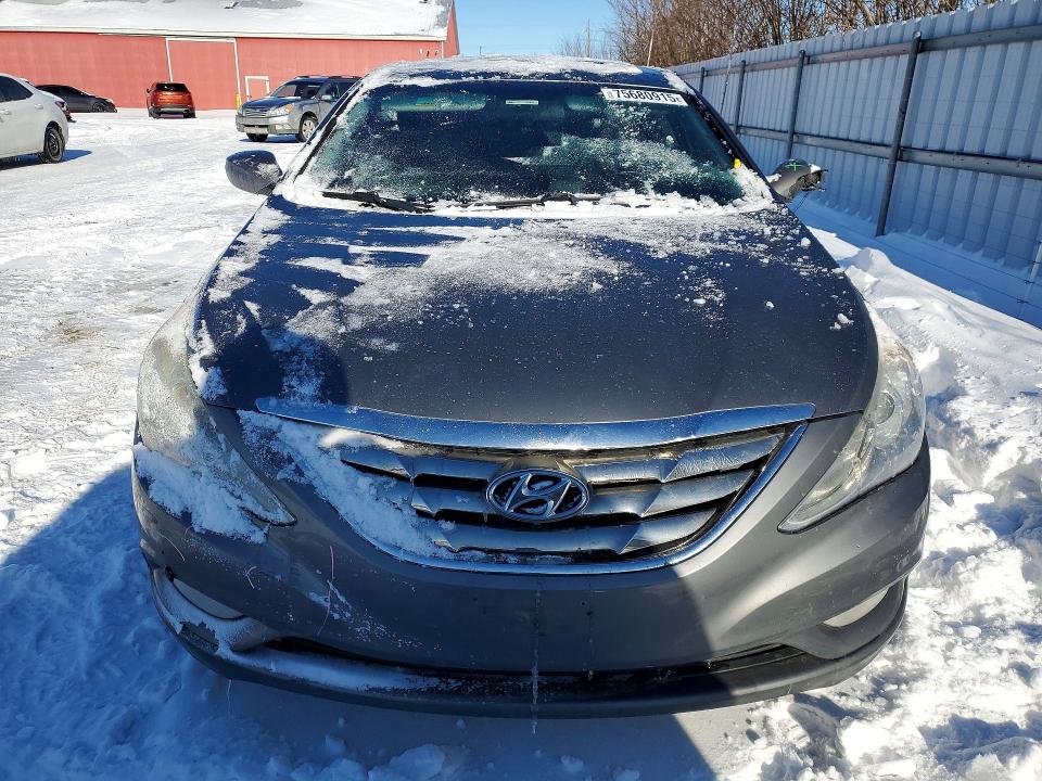 75680915 :رقم المزاد ، 5NPEB4AC9CH325480 vin ، 2012 Hyundai Sonata مزاد بيع