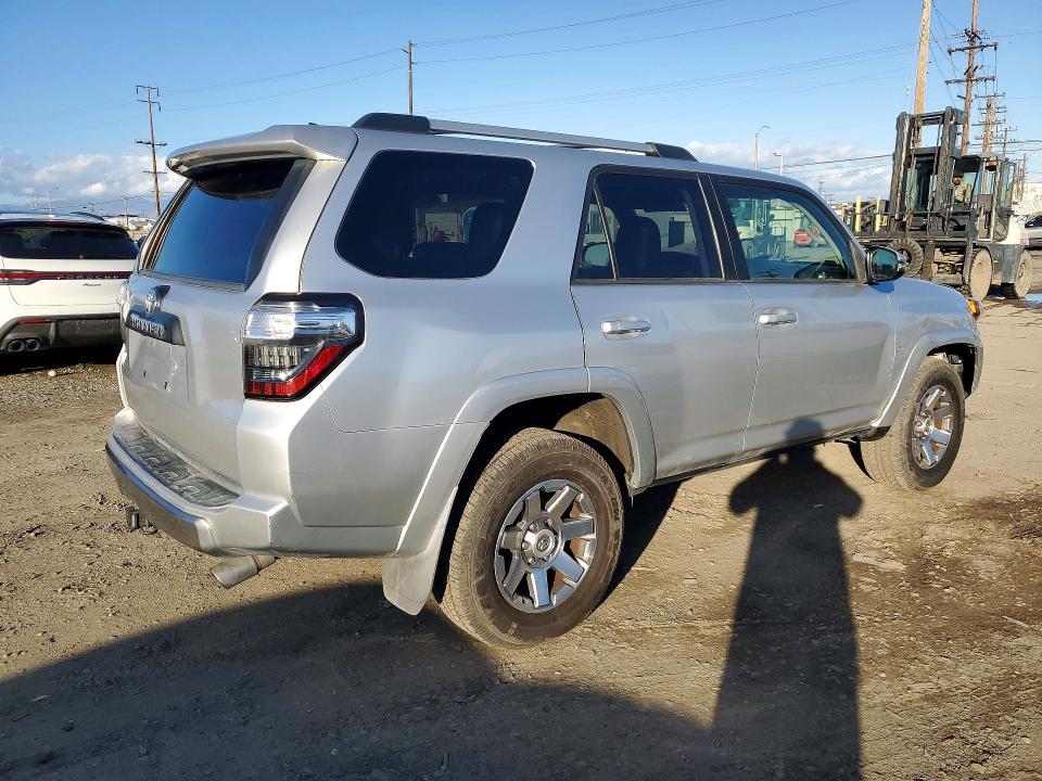 Продаж на аукціоні авто 2015 Toyota 4runner Sr, vin: JTEBU5JR6F5267934, номер лоту: 78356585
