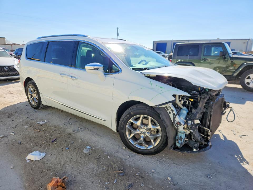 76520535 :رقم المزاد ، 2C4RC1GG3JR272234 vin ، 2018 Chrysler Pacifica مزاد بيع