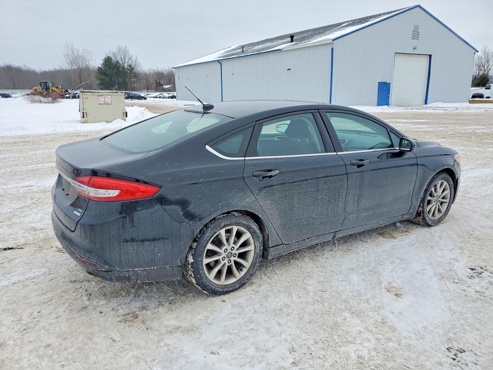 75851255 :رقم المزاد ، 3FA6P0HD1HR117195 vin ، 2017 Ford Fusion مزاد بيع