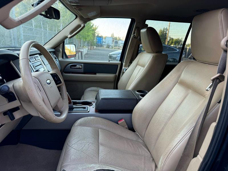 Продажа на аукционе авто 2010 Ford Expedition, vin: 1FMJU1J58AEB58207, номер лота: 77024165