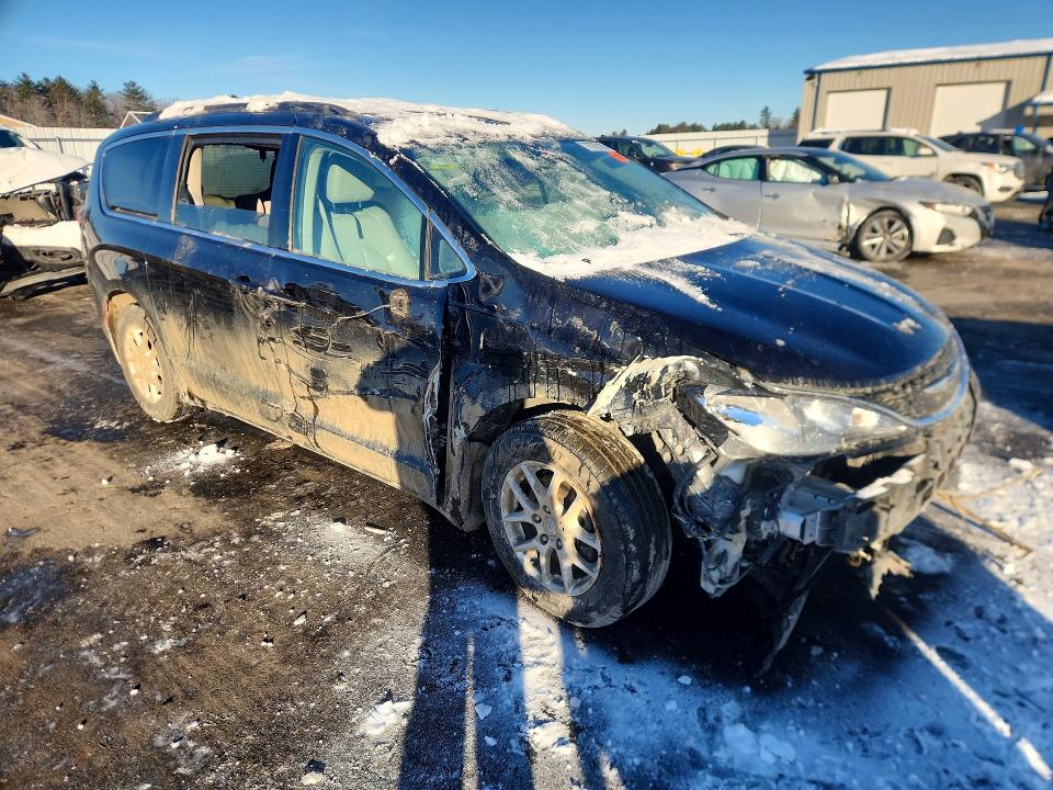2021 Chrysler Voyager მანქანა იყიდება აუქციონზე, vin: 2C4RC1DG4MR520581, აუქციონის ნომერი: 75762185