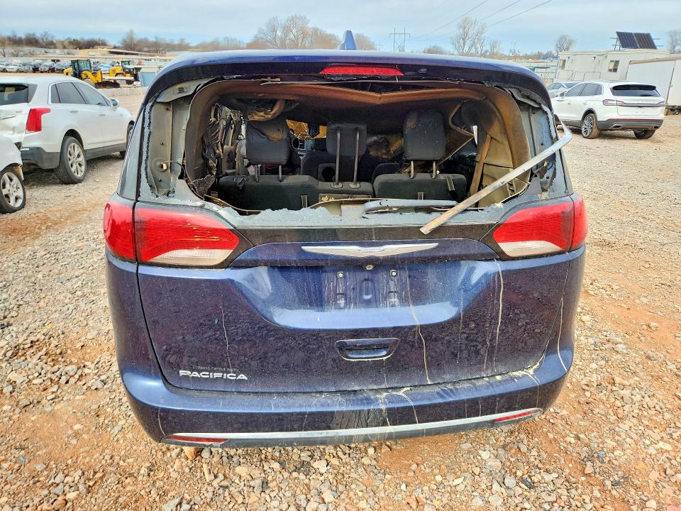 2017 Chrysler Pacifica მანქანა იყიდება აუქციონზე, vin: 2C4RC1BGXHR803317, აუქციონის ნომერი: 77874655
