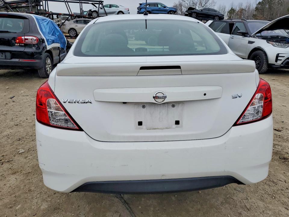 Продаж на аукціоні авто 2018 Nissan Versa, vin: 3N1CN7APXJL877573, номер лоту: 78042745