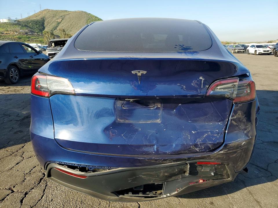 Продажа на аукционе авто 2024 Tesla Model Y, vin: 7SAYGDED0RF170104, номер лота: 76199175