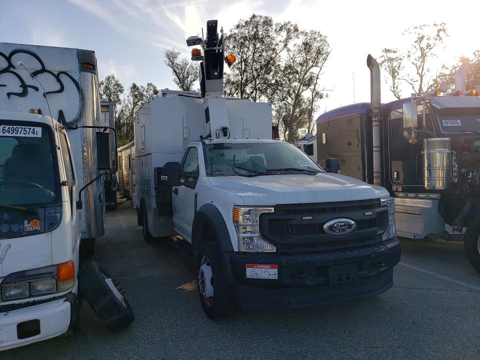 98439735 :رقم المزاد ، 1FDUF5GN9NEG19412 vin ، 2022 Ford F550 مزاد بيع