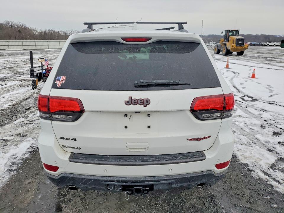 Продаж на аукціоні авто 2018 Jeep Grand Cherokee, vin: 1C4RJFLG9JC221404, номер лоту: 75681005