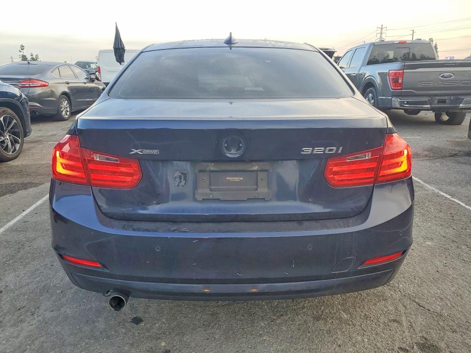 Продажа на аукционе авто 2014 Bmw 320, vin: WBA3C3C56EF985368, номер лота: 76440205