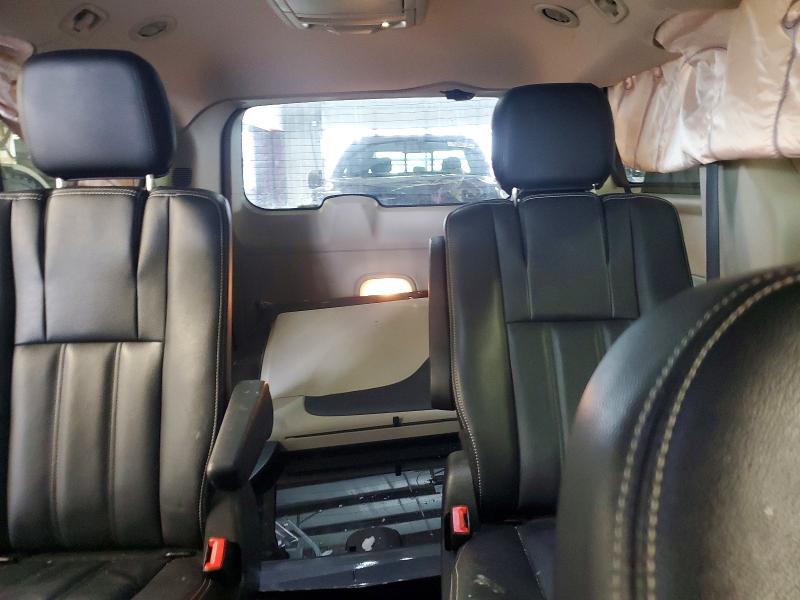 Auction sale of the 2016 Chrysler Town & Country, vin: 2C4RC1BG6GR105124, lot number: 76521295