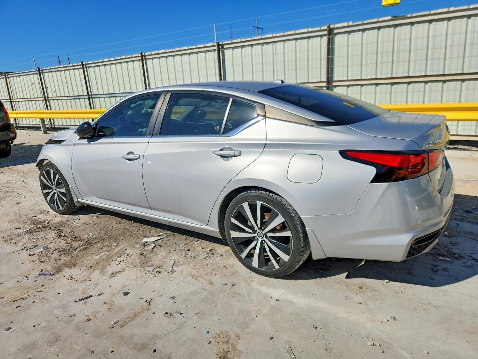 2020 Nissan Altima მანქანა იყიდება აუქციონზე, vin: 1N4BL4CV3LC180274, აუქციონის ნომერი: 74273265