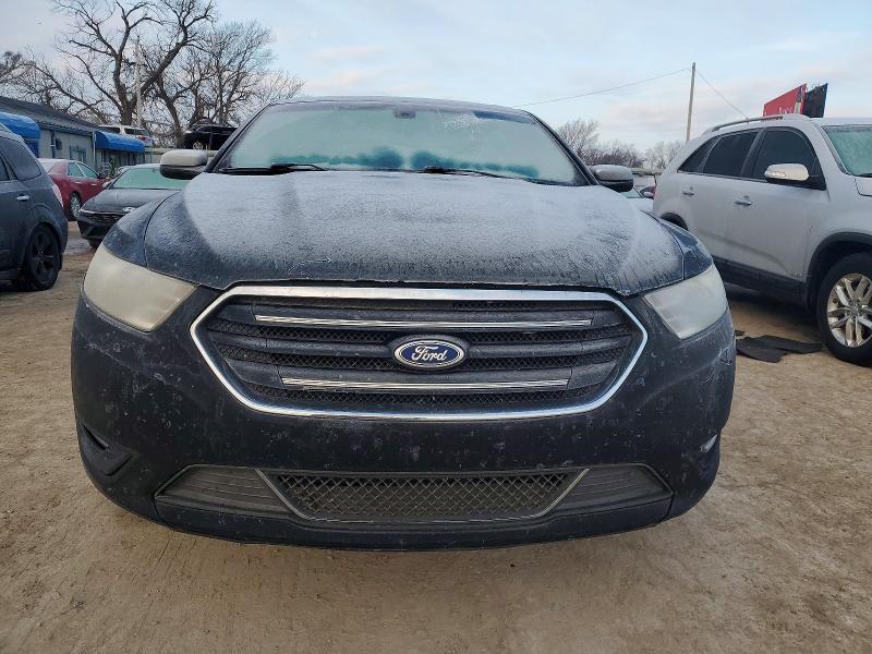 2014 Ford Taurus მანქანა იყიდება აუქციონზე, vin: 1FAHP2F88EG110984, აუქციონის ნომერი: 75653525