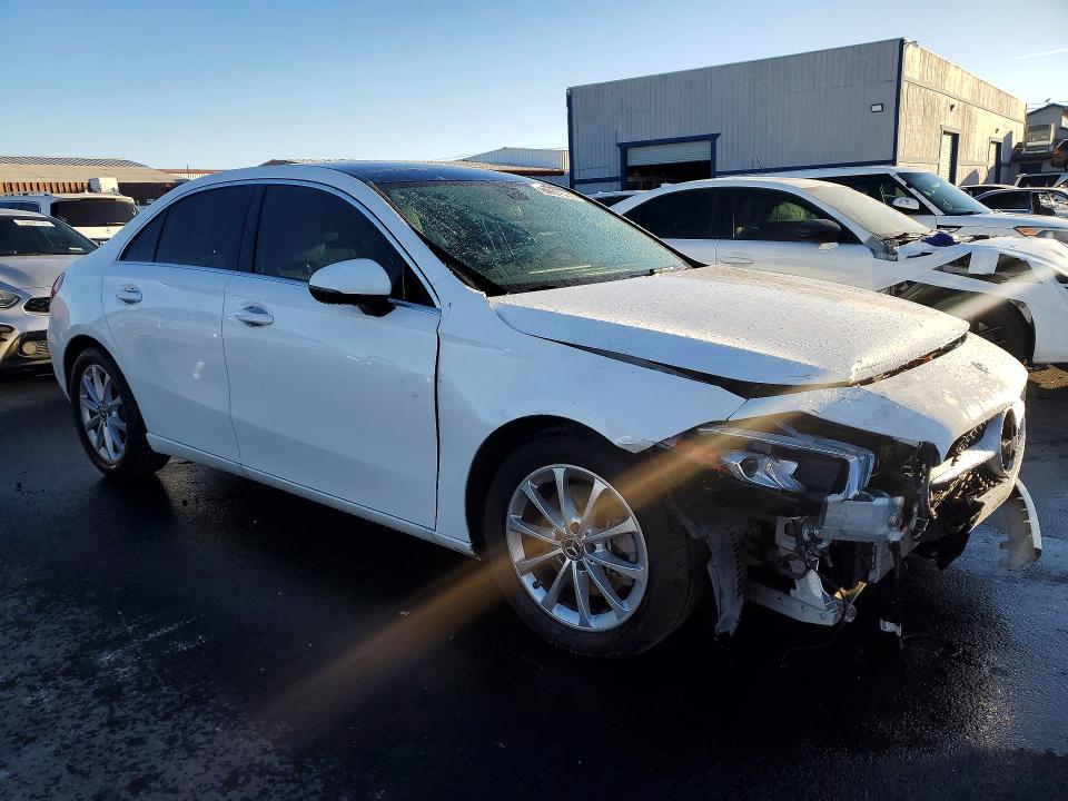 77316295 :رقم المزاد ، W1K3G4EB3MJ263647 vin ، 2021 Mercedes-benz A مزاد بيع