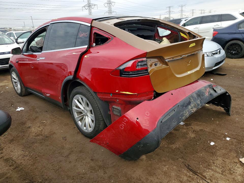 2020 Tesla Model X მანქანა იყიდება აუქციონზე, vin: 5YJXCAE25LF234680, აუქციონის ნომერი: 77086685