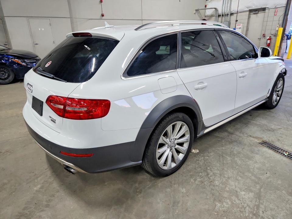 Продаж на аукціоні авто 2016 Audi A4 Allroad, vin: WA1UFAFL6GA017052, номер лоту: 78548555