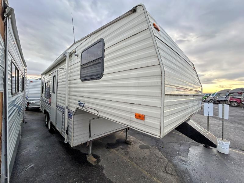 1994 Fleetwood Terry მანქანა იყიდება აუქციონზე, vin: 1EA5H2528R2452674, აუქციონის ნომერი: 73315945