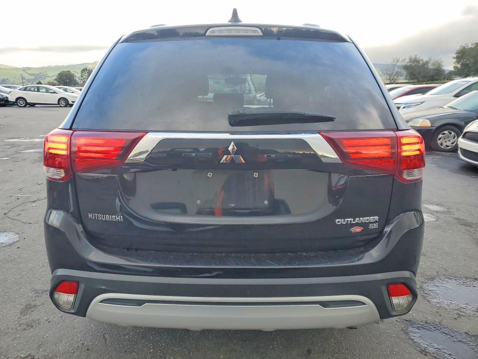 Продаж на аукціоні авто 2019 Mitsubishi Outlander, vin: JA4AD3A38KZ024476, номер лоту: 77736275