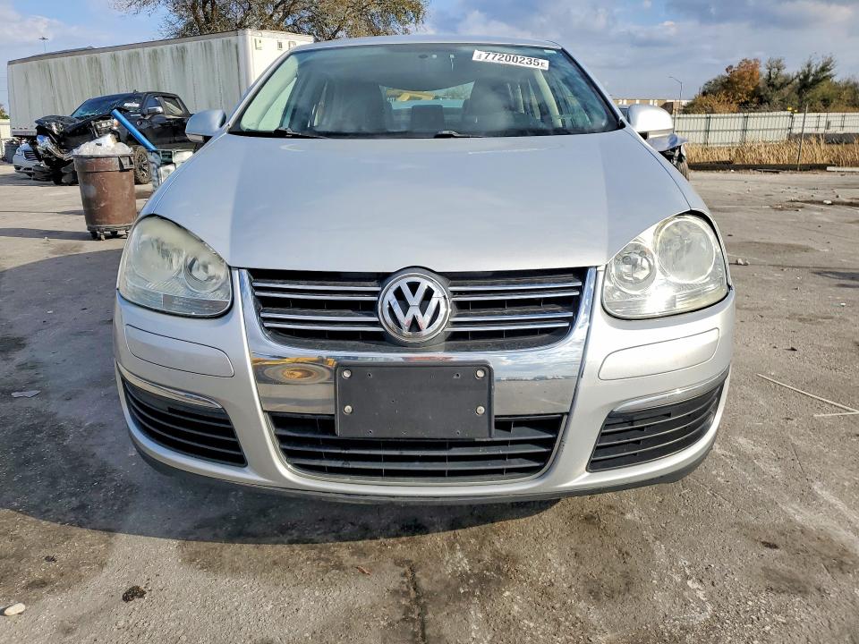 77200235 :رقم المزاد ، 3VWRX7AJ8AM059389 vin ، 2010 Volkswagen Jetta مزاد بيع