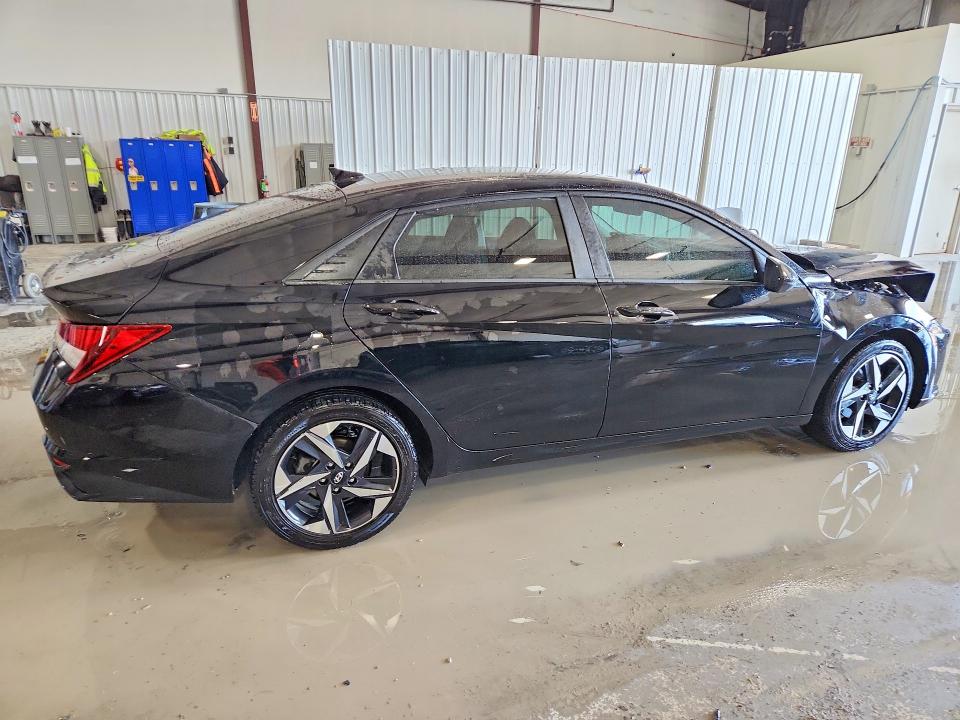Продаж на аукціоні авто 2023 Hyundai Elantra, vin: KMHLS4AG3PU609043, номер лоту: 76595895