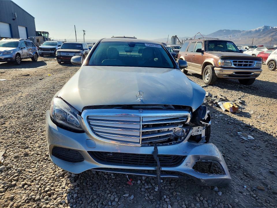 Продажа на аукционе авто 2015 Mercedes-benz C, vin: 55SWF4JB5FU070327, номер лота: 75642785
