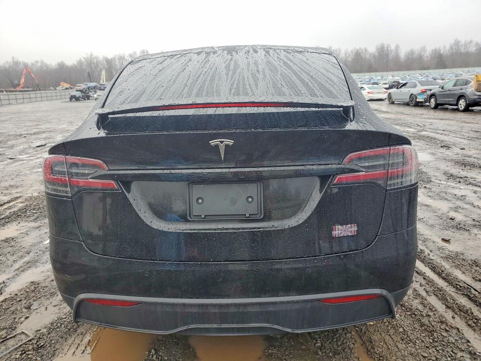 78520345 :رقم المزاد ، 7SAXCBE68PF374160 vin ، 2023 Tesla Model X مزاد بيع