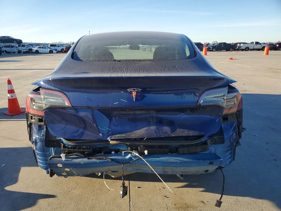 Продажа на аукционе авто 2023 Tesla Model 3, vin: 5YJ3E1EAXPF565003, номер лота: 74896415