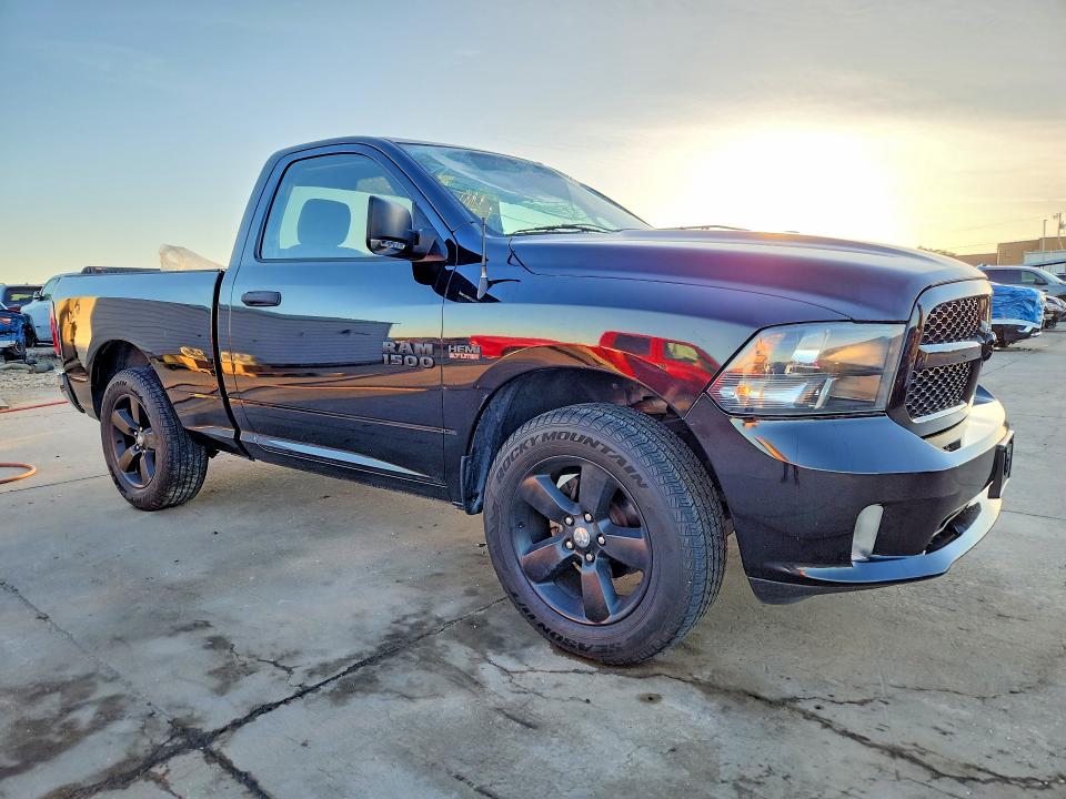 76041855 :رقم المزاد ، 3C6JR6AT6GG206295 vin ، 2016 Ram 1500 مزاد بيع