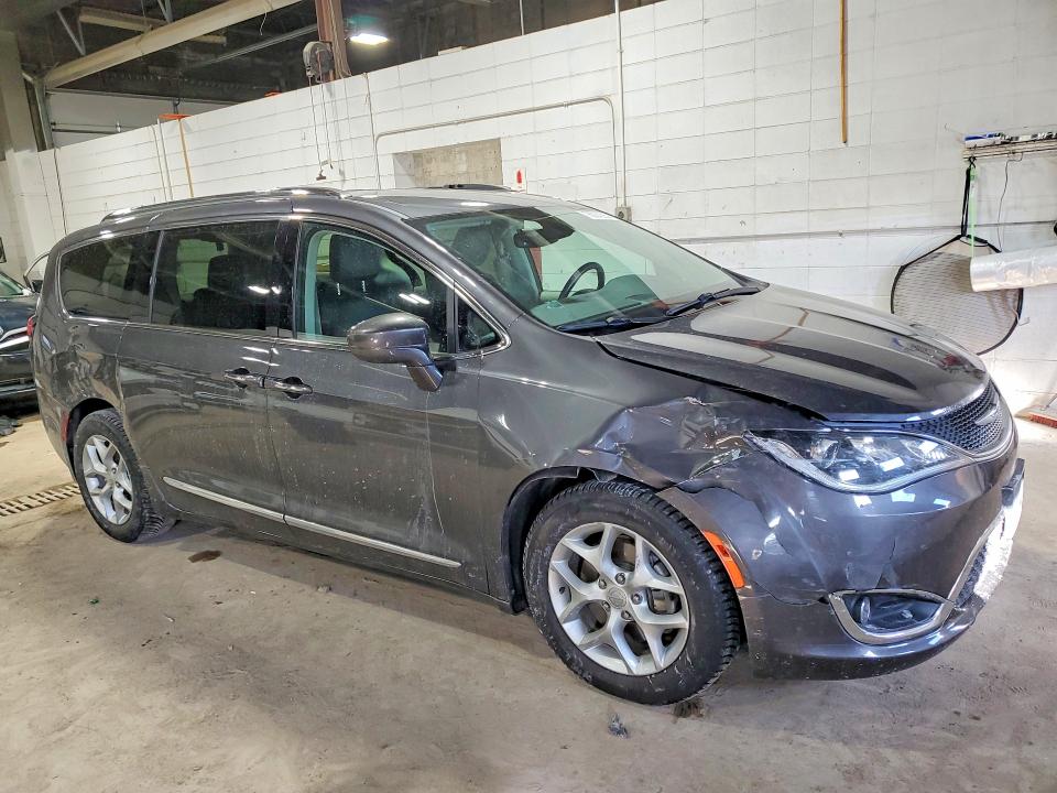 78924295 :رقم المزاد ، 2C4RC1EG2KR523491 vin ، 2019 Chrysler Pacifica مزاد بيع
