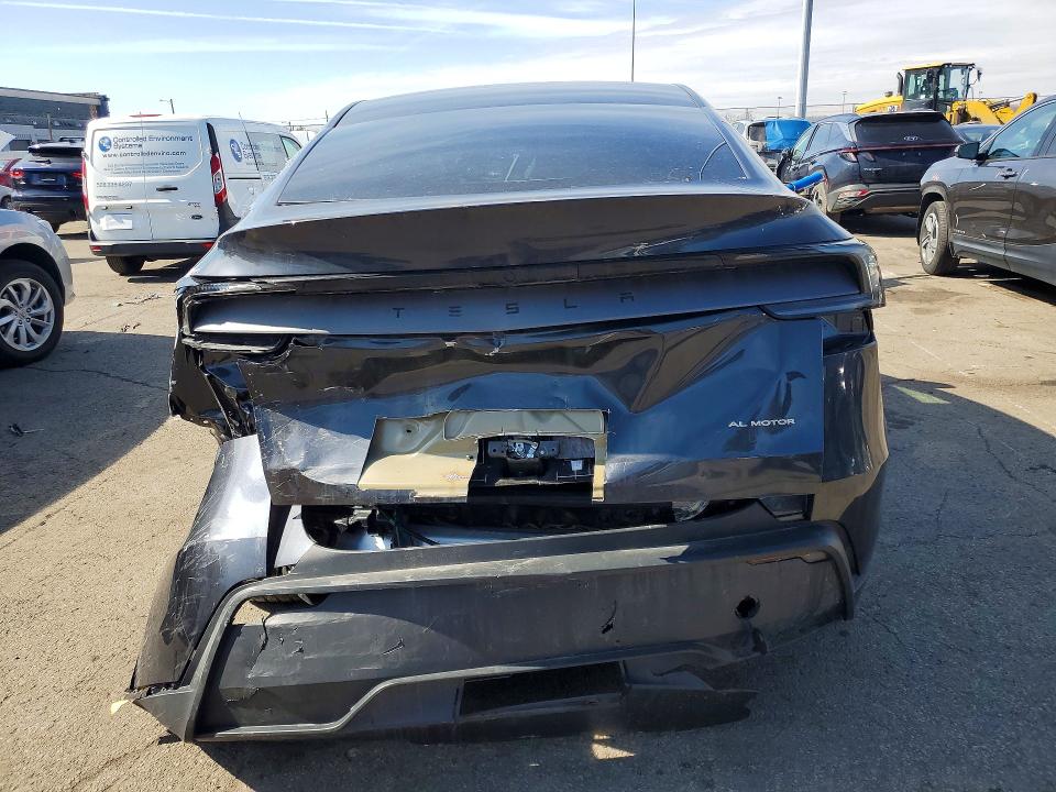 2026 Tesla Model Y მანქანა იყიდება აუქციონზე, vin: 7SAYGDEE7TF380358, აუქციონის ნომერი: 78873065