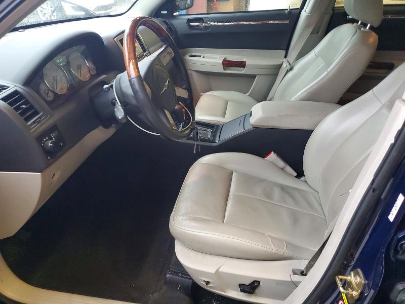 79522165 :رقم المزاد ، 2C3AA53G45H667216 vin ، 2005 Chry 300 مزاد بيع