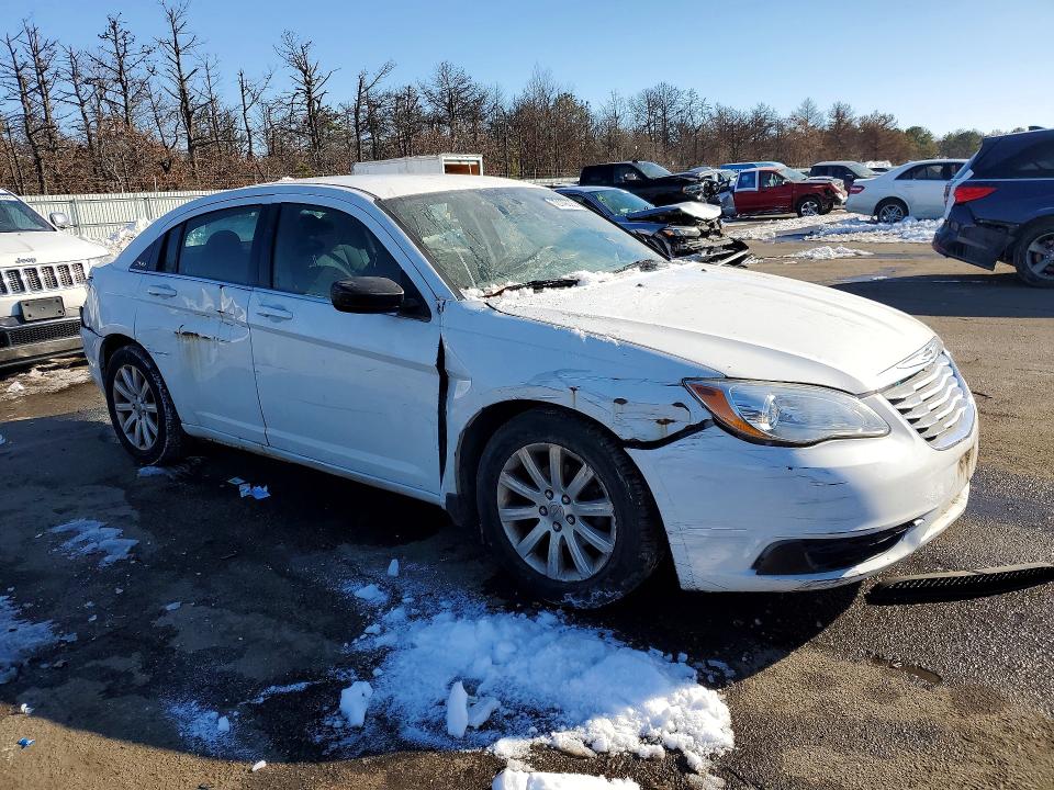 Auction sale of the 2012 Chrysler 200, vin: 1C3CCBBG6CN150099, lot number: 72149035