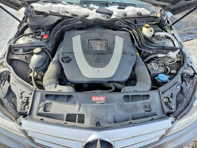 76910505 :رقم المزاد ، WDDGF8FB8CA688743 vin ، 2012 Mercedes-benz C مزاد بيع