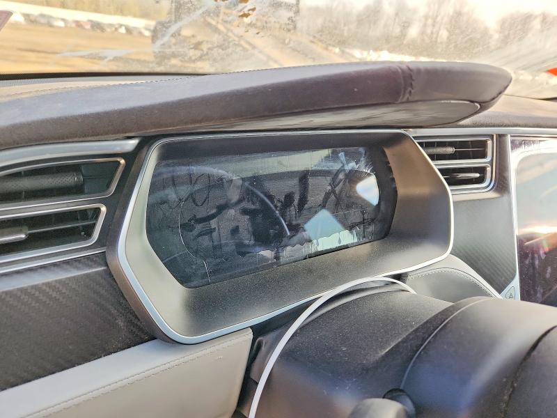 76807465 :رقم المزاد ، 5YJSA1E42GF143681 vin ، 2016 Tesla Model S مزاد بيع
