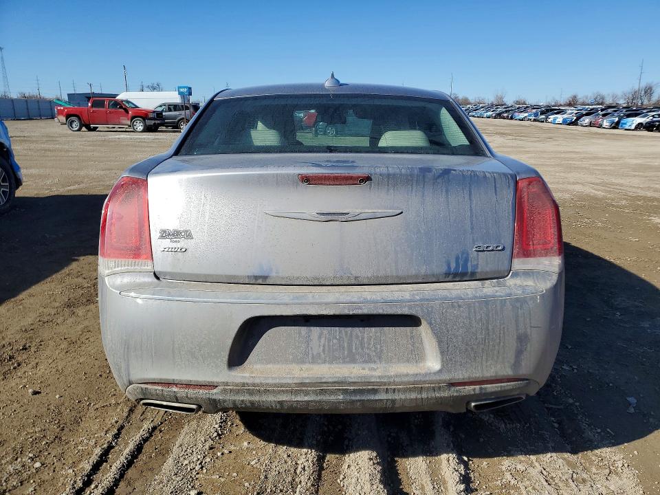 Продажа на аукционе авто 2018 Chrysler 300, vin: 2C3CCAKG2JH149080, номер лота: 77735745