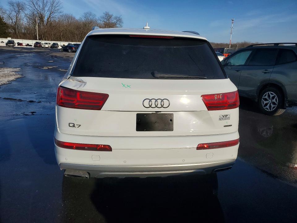 Продаж на аукціоні авто 2018 Audi Q7, vin: WA1LHAF73JD050301, номер лоту: 76117505