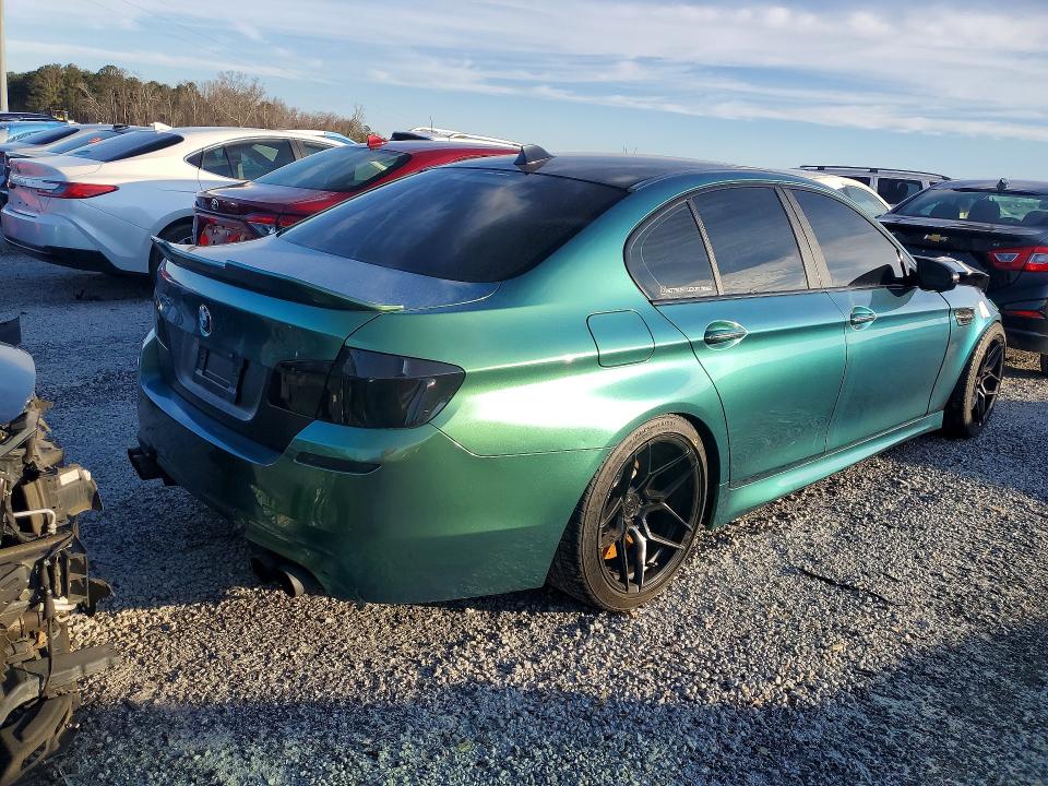 2013 Bmw M5 მანქანა იყიდება აუქციონზე, vin: WBSFV9C5XDD095911, აუქციონის ნომერი: 99836865