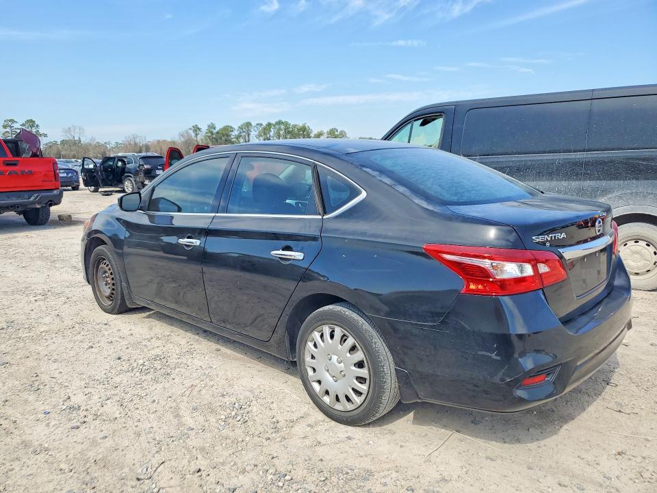 Продаж на аукціоні авто 2017 Nissan Sentra, vin: 3N1AB7AP7HY215558, номер лоту: 77167695
